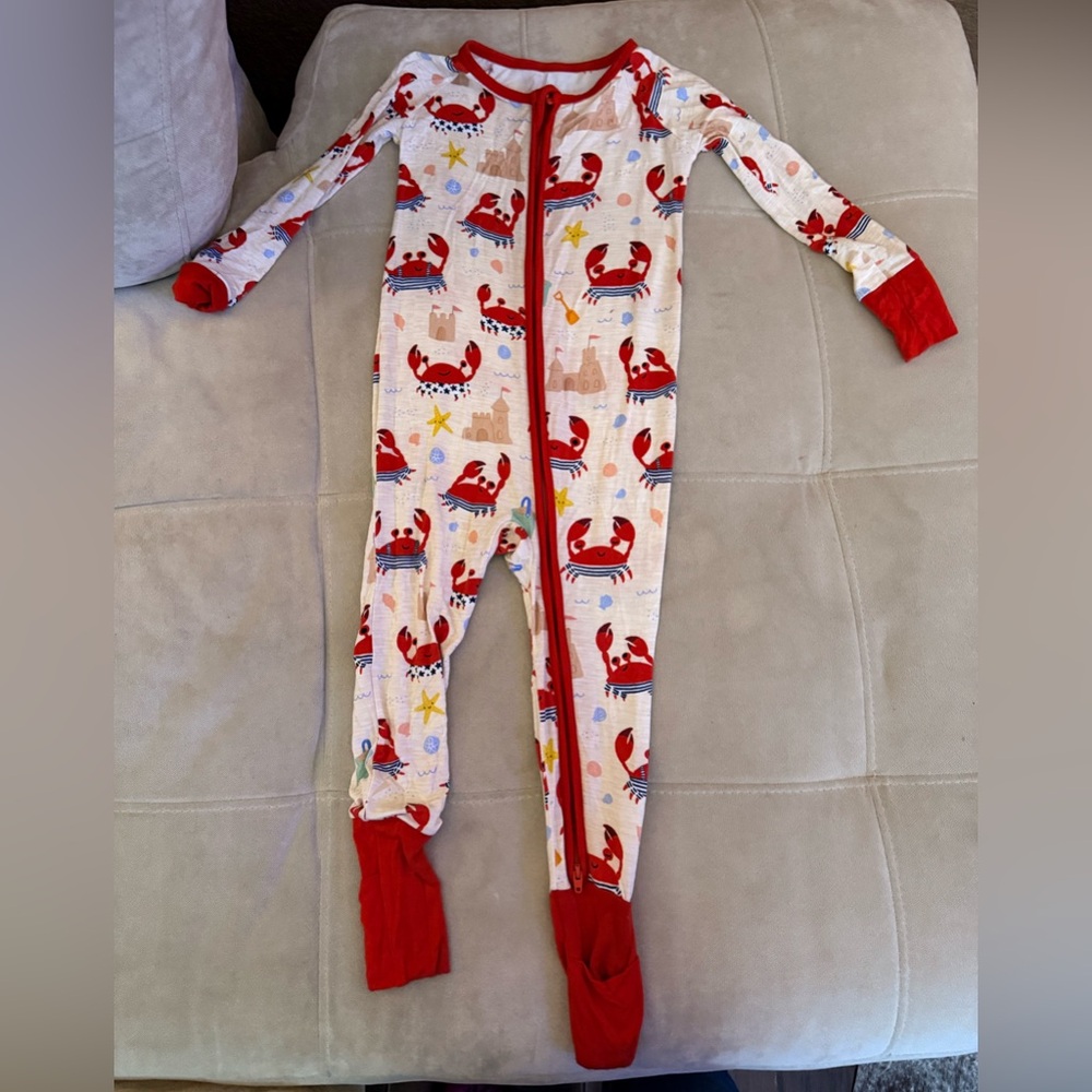 Little Sleepies Zippy Crab Print - Red and White